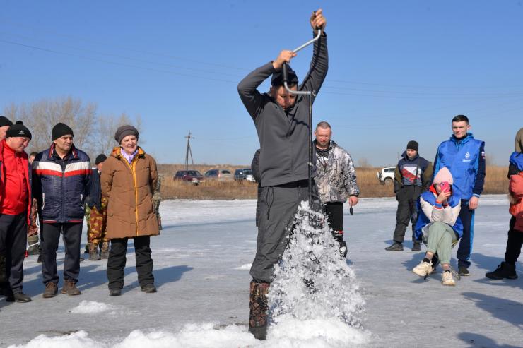 В Хакасии сотрудники и ветераны силовых структур приняли участие в «Зимних забавах»