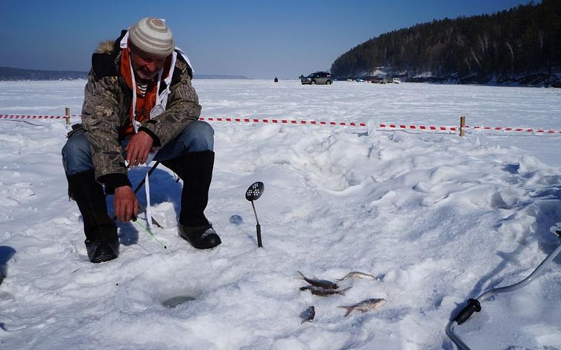 Иркутск. Первенство по подледному лову рыбы удочкой