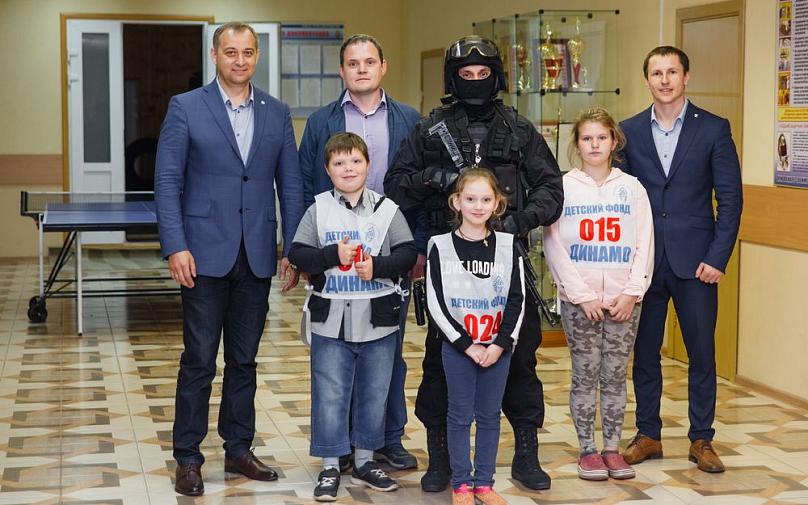 Музей «Динамо» посетила семья из Москвы