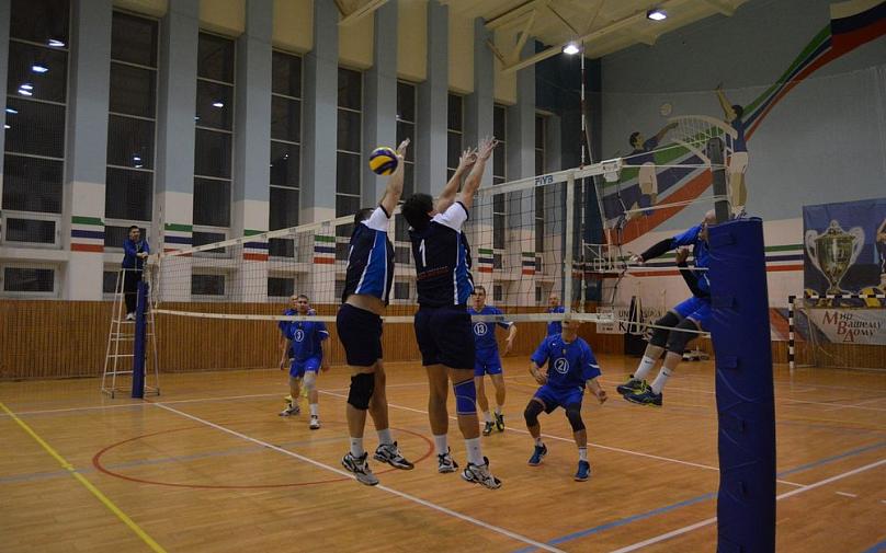 В Казани стартовал XIII Кубок министра по волейболу