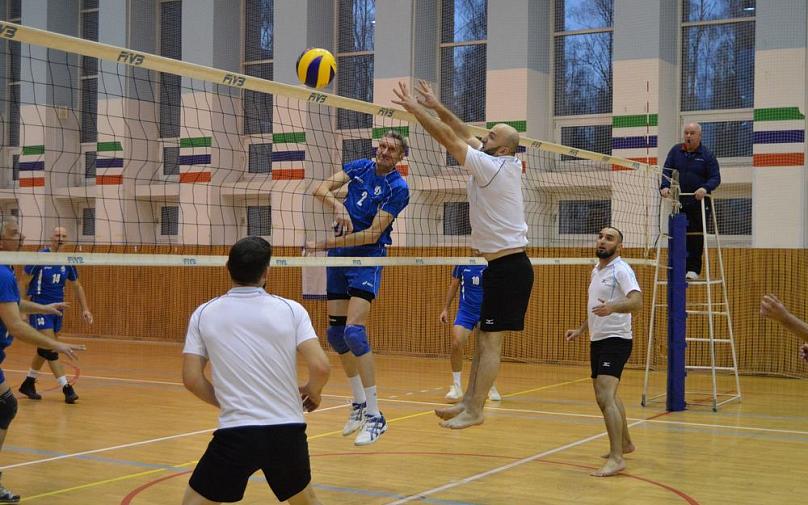 В Казани стартовал XIII Кубок министра по волейболу