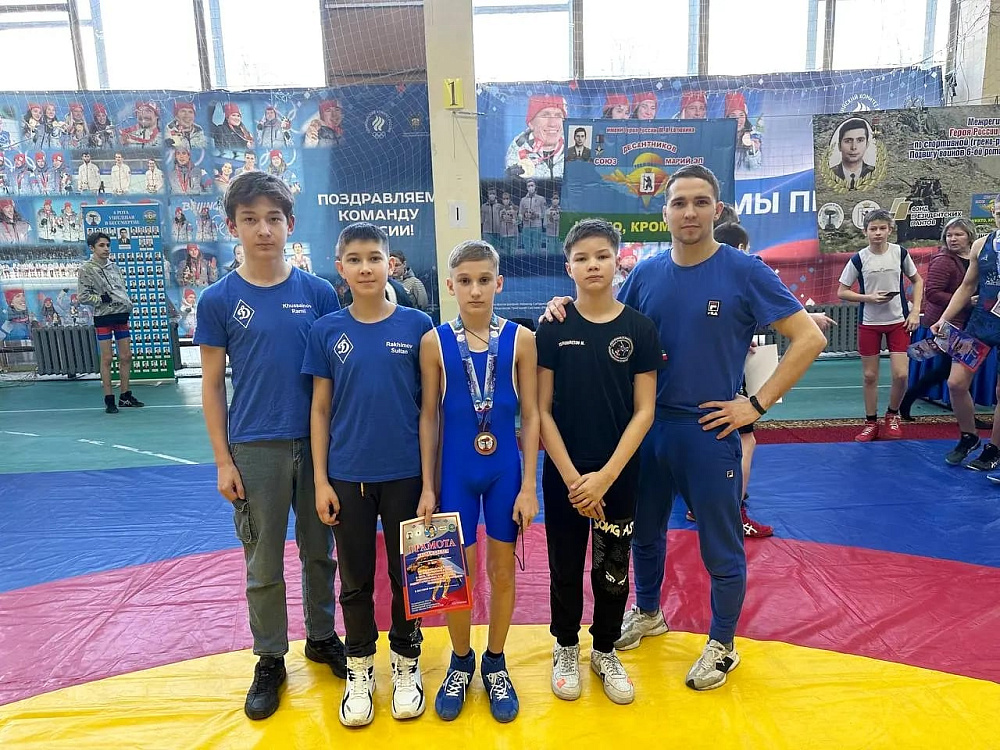 Юный динамовец завоевал бронзу межрегионального турнира по греко-римской борьбе 
