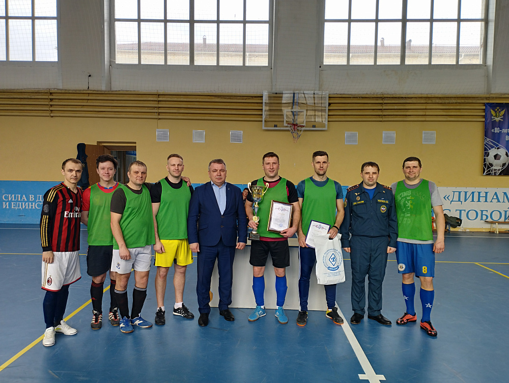 В Калуге завершился финальный турнир по мини-футболу среди спасателей 