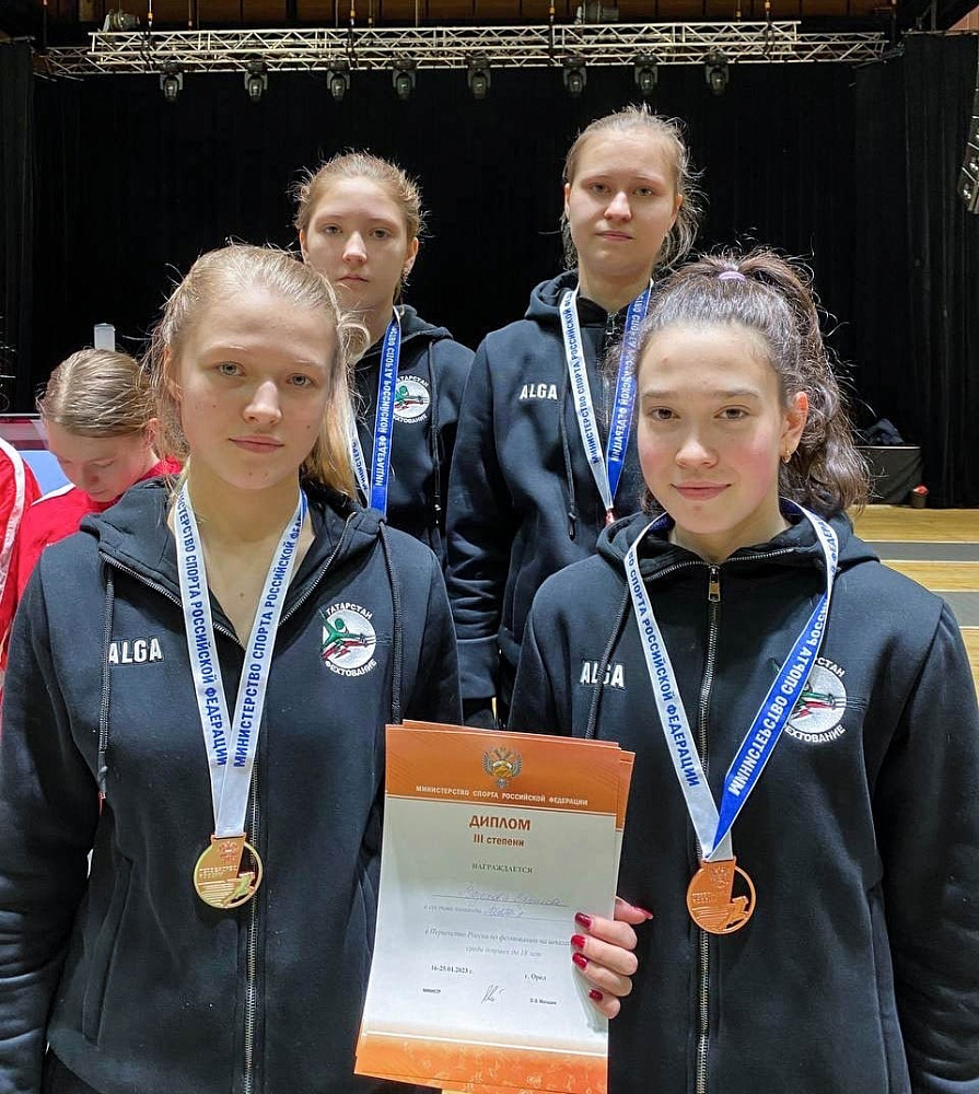 Сборная Республики Татарстан — бронзовые призеры первенства России по фехтованию среди кадетов