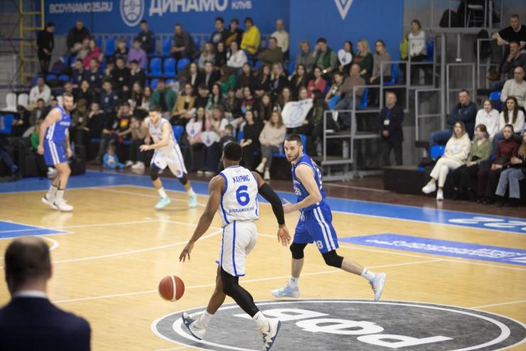 Приморское «Динамо» выиграло у «Новосибирска» в чемпионате России по баскетболу 