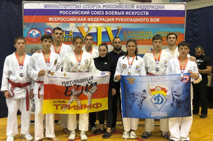 Динамовцы успешно выступили на Всероссийских соревнованиях по рукопашному бою в Анапе