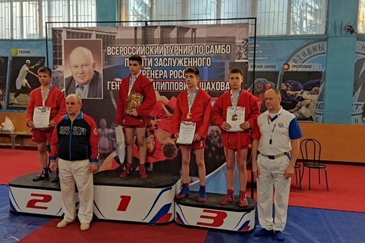 Динамовский спортсмен завоевал бронзу всероссийских соревнований по самбо 