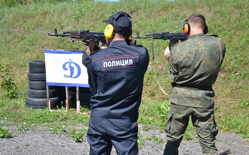 В Алтайском крае состоялись соревнования по стрельбе из боевого ручного стрелкового оружия в зачет краевой Спартакиады