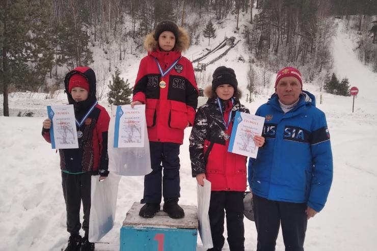 В Томске прошли динамовские соревнования по прыжкам на лыжах с трамплина