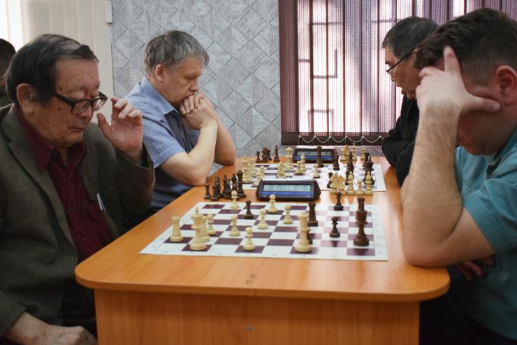 В Улан-Удэ прошел чемпионат «Динамо» по шахматам среди ветеранов 