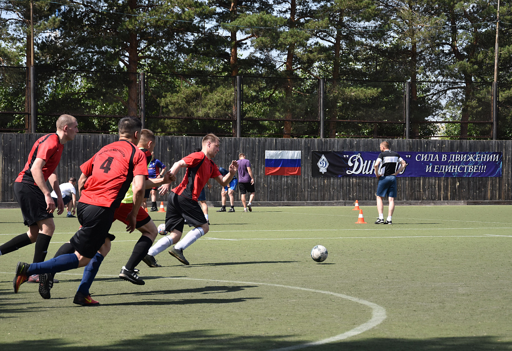 В Омске состоялся первый этап динамовских соревнований по мини-футболу 