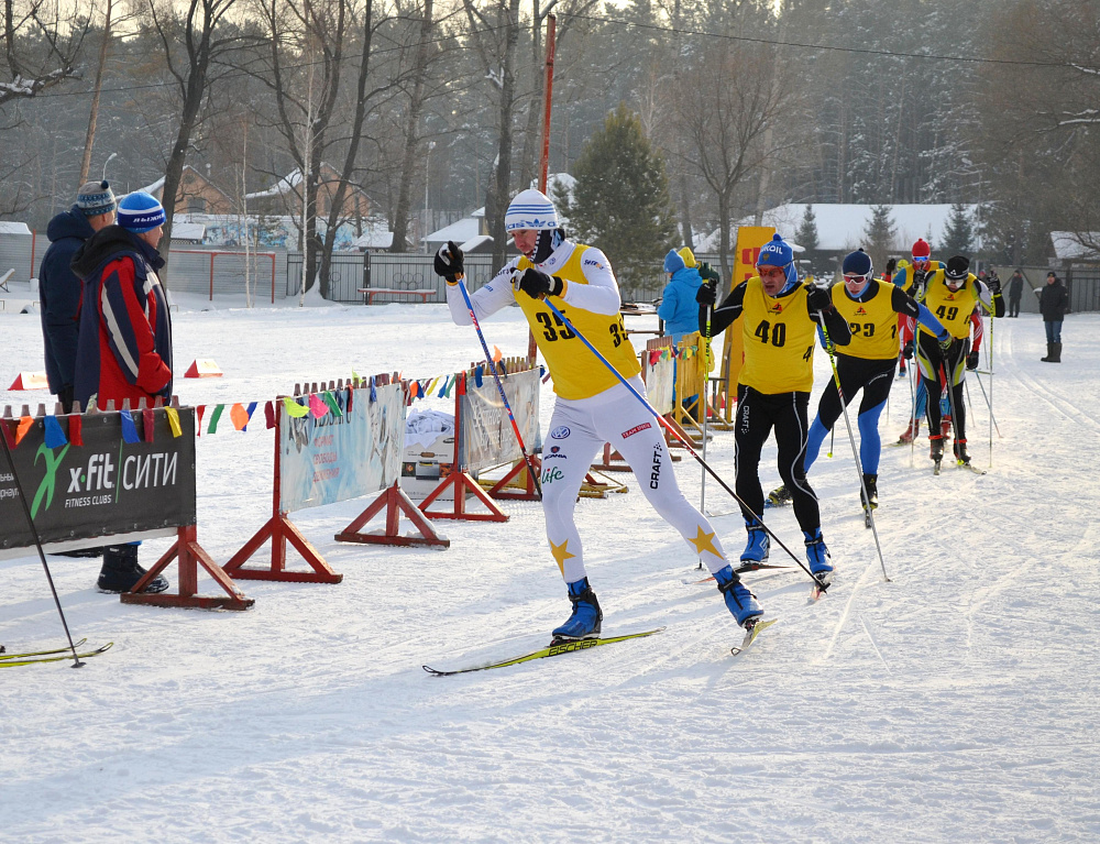 В Барнауле прошли массовые лыжные соревнования  «Динамовская лыжня — 2022» 