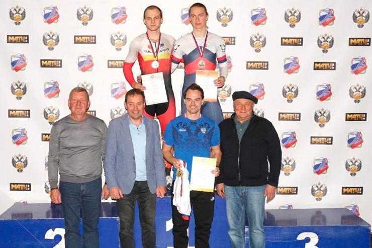 Динамовцы успешно выступили на чемпионате России по велоспорту на треке