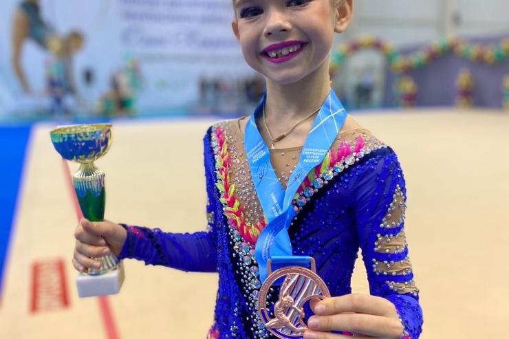 Юные динамовки — победительницы Всероссийских соревнований по художественной гимнастике на призы 10-кратной чемпионки мира Капрановой
