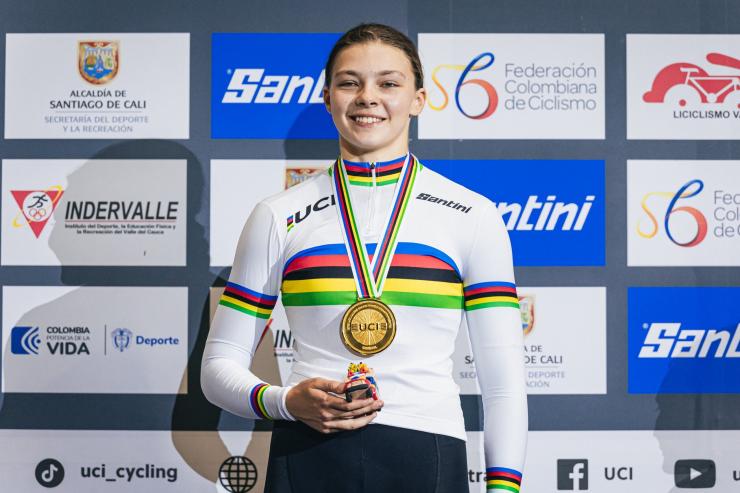Спортсменка «Динамо» Елизавета Солозобова — чемпионка мира среди юниорок по велосипедному спорту