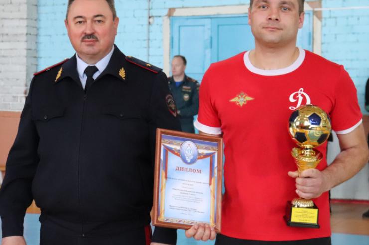 В Кинешме при участии регионального «Динамо» прошли соревнования по панкратиону памяти сотрудников ОВД 