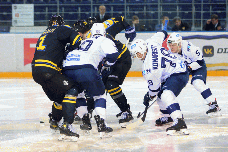 Хоккеисты петербургского «Динамо» выиграли у «Дизеля» в чемпионате ВХЛ