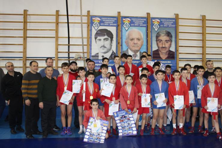 Во Владикавказе завершилось первенство регионального «Динамо» по самбо 
