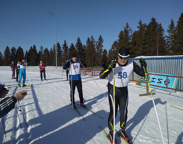 В Петрозаводске состоялись динамовские соревнования по лыжным гонкам среди ветеранов 