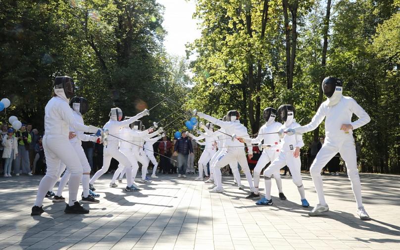 Детский праздник Общества «Динамо» в Петровском парке