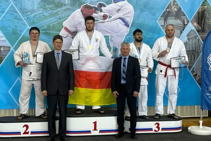 Динамовцы Северной Осетии завоевали золото и бронзу на всероссийских соревнованиях по рукопашному бою в Перми 