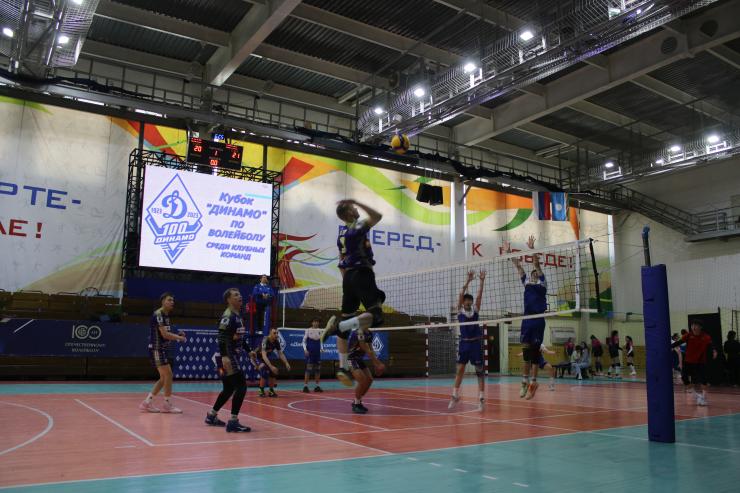 В Якутске впервые состоялся республиканский турнир по волейболу на Кубок «Динамо»