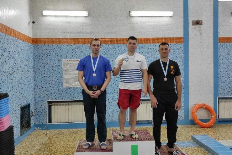 В Горно-Алтайске прошли динамовские соревнования по плаванию