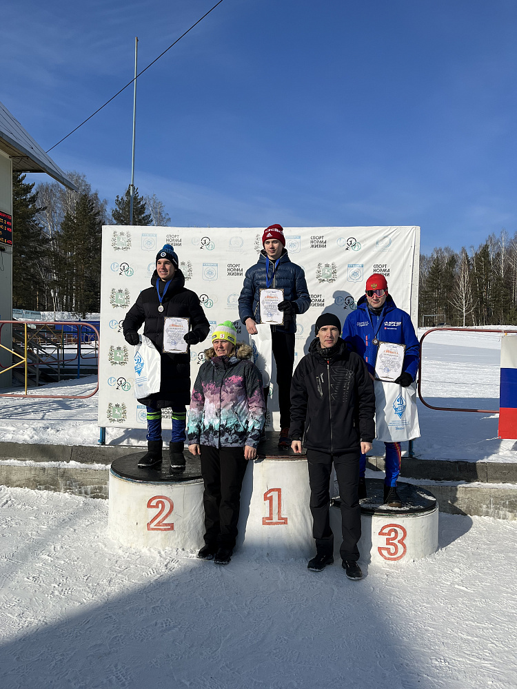В Томске состоялись соревнования по лыжным гонкам «Динамовская лыжня»