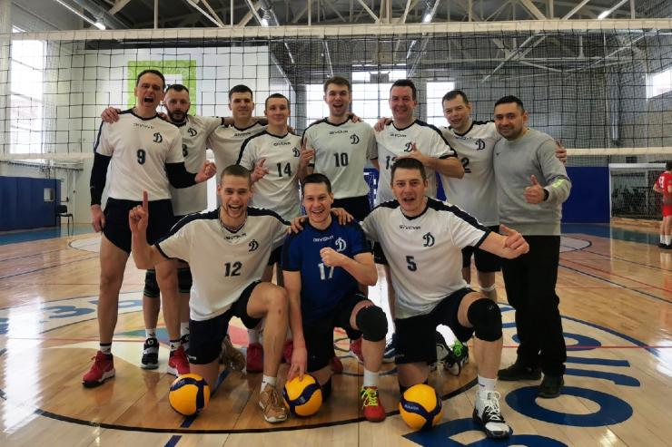 Динамовцы — победители чемпионата Вологодской области по волейболу среди мужских команд сезона 2021/2022