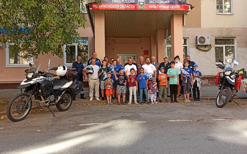 Участники динамовского мотопробега прокатились по Тюмени 