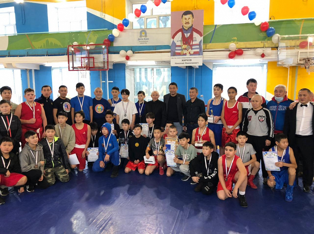 Юные динамовцы приняли участие в Открытом первенстве по боксу