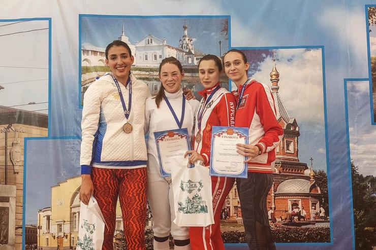 Татарстанская динамовка Марта Мартьянова завоевала золото на Всероссийских соревнованиях по фехтованию в Ярославле