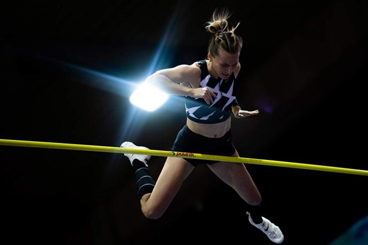 Динамовка Анжелика Сидорова одержала победу в прыжках с шестом на Спартакиаде сильнейших