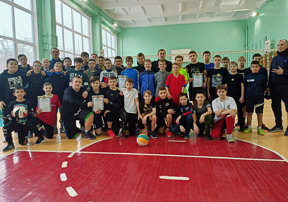 В Омске при поддержке регионального отделения «Динамо» прошли соревнования по пионерболу среди юношей и девушек 